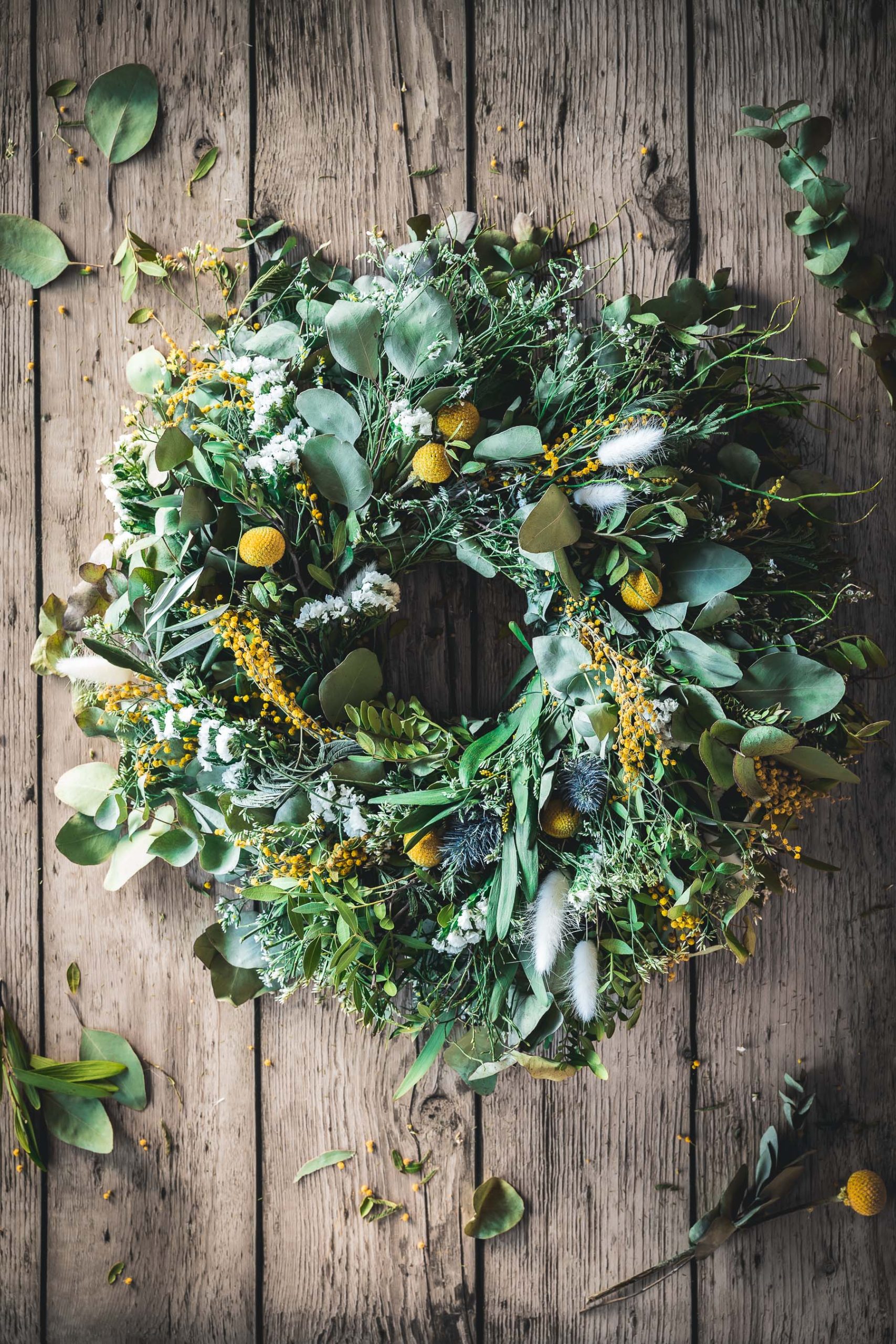 Handmade spring wreath photography by Zuzana Rainet, product photographer from Bratislava, Slovakia